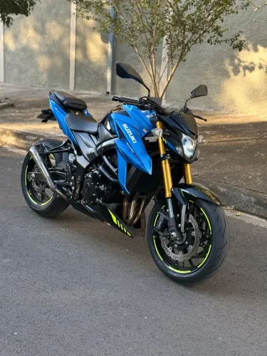 GSX S 750 2023