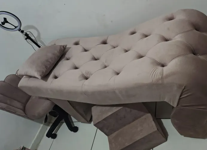 Vende-se maca para extensão de cílios