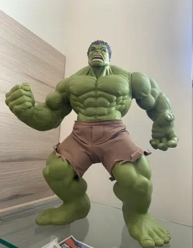 Boneco Hulk gigante. Mimo Brinquedos