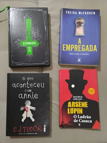 Livros praticamente novos