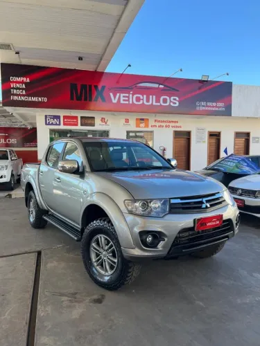 Mitsubishi L200 Triton HPE 3.2 CD TB Int.diesel AUT 2015