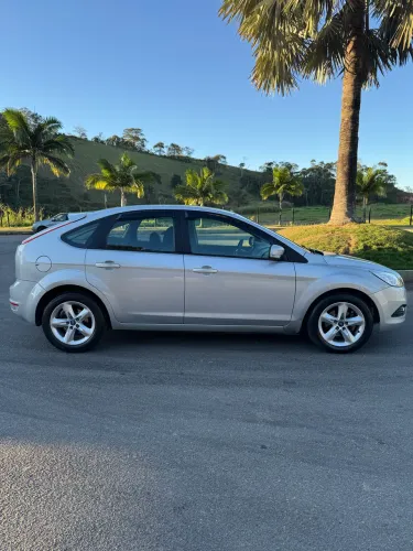 Ford Focus 1.6 S/se/se Plus Flex 8v/16v 5P 2012