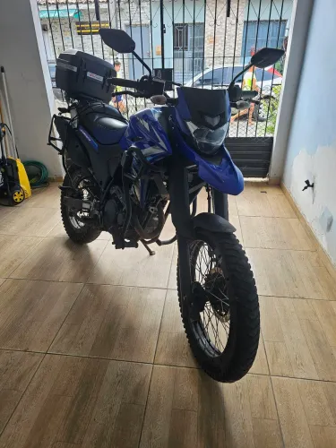 VENDO/TROCO EM ADV - LANDER 250cc NO MEU NOME, COM MANUAL, CHAVE RESERVA, 46 MIL KM ALENAS