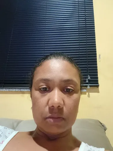 Passadeira e cozinheira 