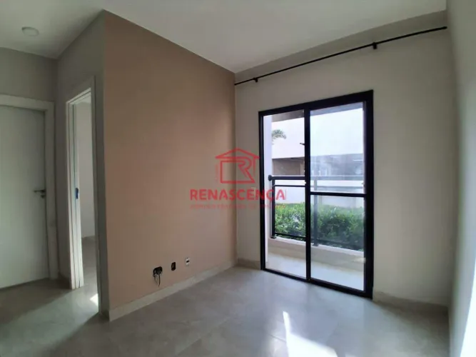 Apartamento com 2 Quartos e Varanda no Recreio dos Bandeirantes.