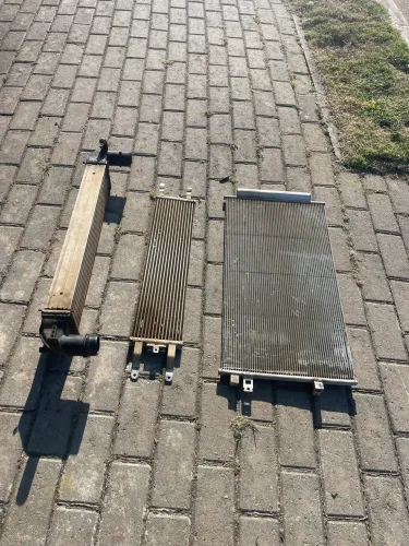 Radiadores Intercooler + óleo do câmbio + ar condicionado da Fiat Toro Diesel Ranch 2022