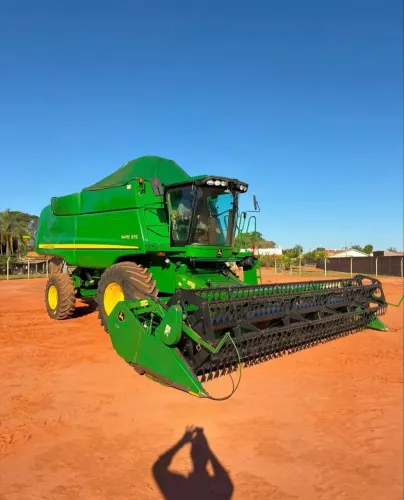 Colheitadeira Jhon Deere STS 9470 13/13 - Parcelamos