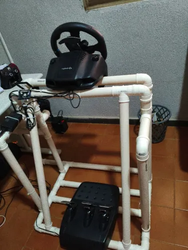 Volante Logitech G29 com Cockpit artesanal