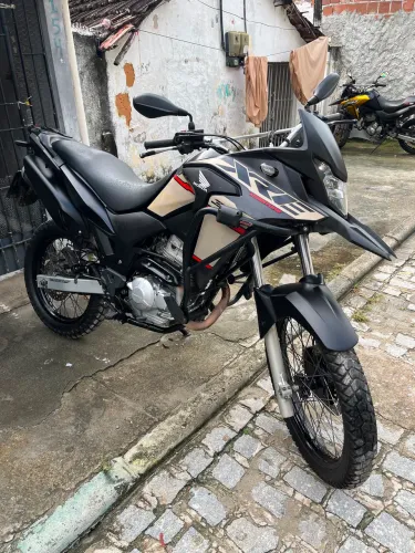 XRE300 Muito nova. Oportunidade