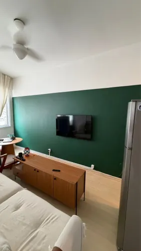 Vendo rack 100% mdf na cor freijó 