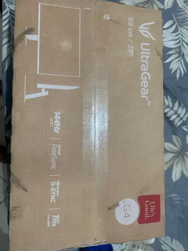 Monitor LG ultragear 27 144hz na caixa 