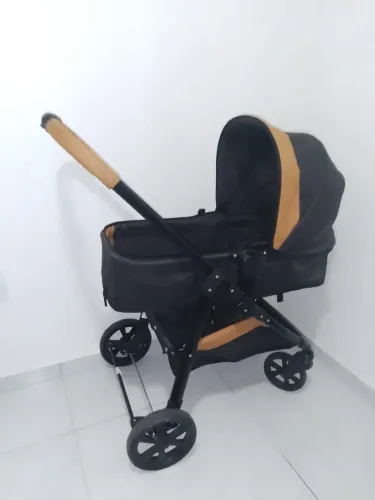 Carrinho de bebê Moisés + bebê conforto