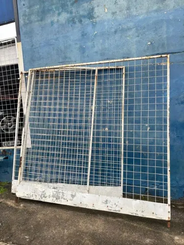 Grade de Metalon com malha pop
