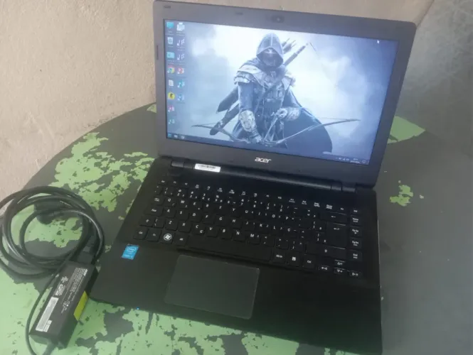 Notebook Acer E5-471 / 8 GB memoria/ core i3-5005U / HD 1 Terabyte