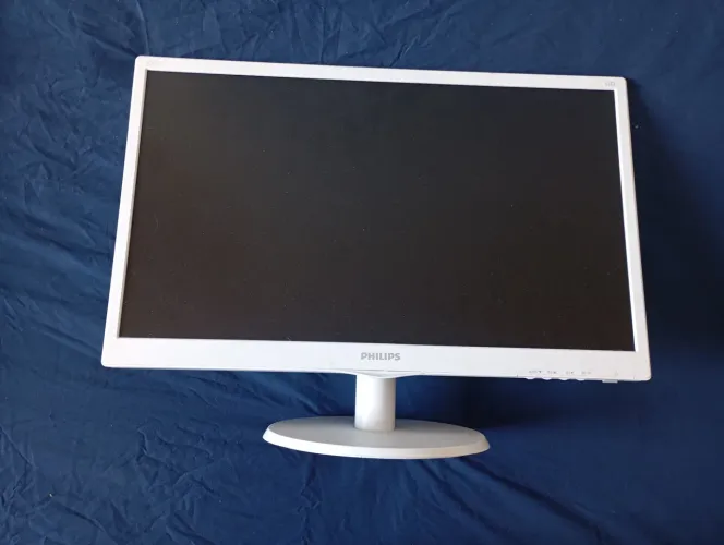VENDO MONITOR PHILIPS PERFEITO ESTADO