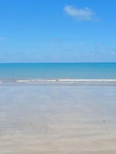 ::: VISTA MAR e PÉ NA AREIA :::