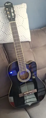 Vendo violão