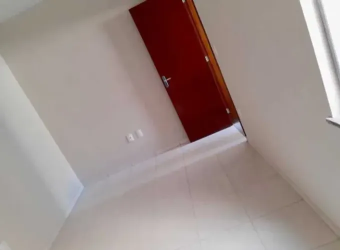 Casa em Cabuçu, 1 quarto, sala , cozinha, banheiro lavanderia e quintal 