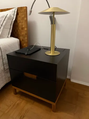 Mesa de Cabeceira