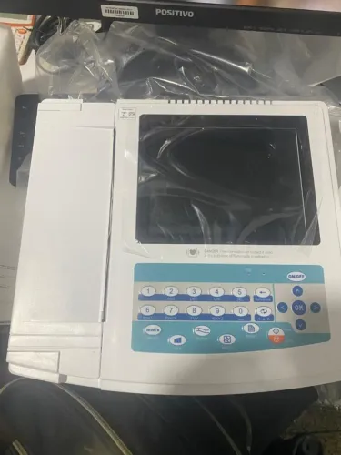Eletrocardiógrafo - Ecg1200g 12 Canais 220v