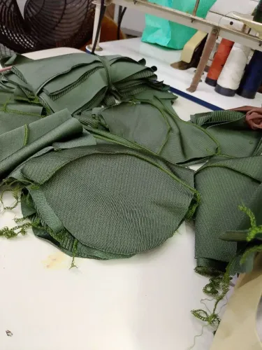 Preciso de Costureira polivalente com habilidades em moda praia.