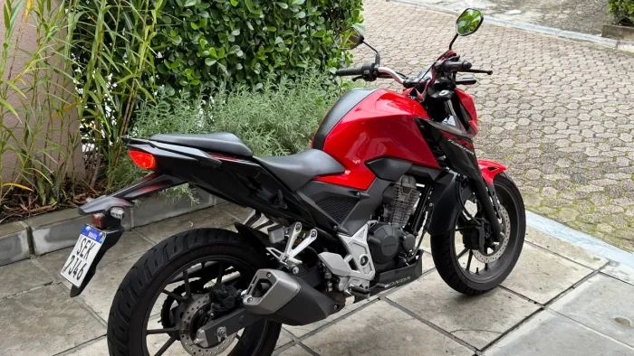 CB 300F TWISTER