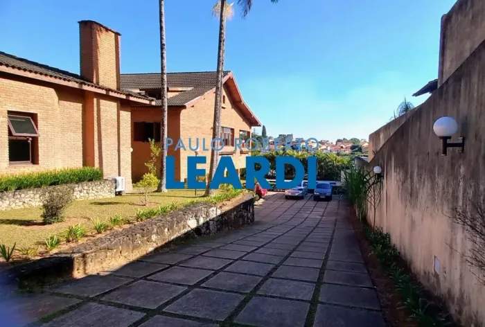 CASA EM CONDOMÍNIO - BOSQUE DO VIANNA - SP