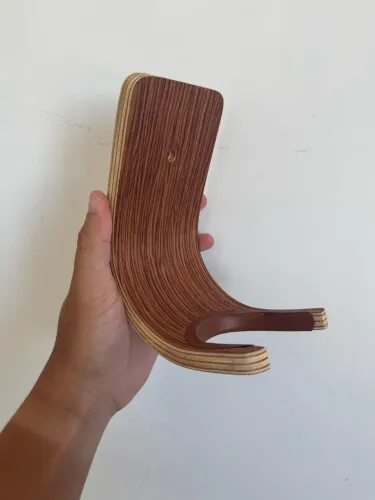 Suporte em madeira para violão 
