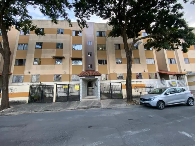 Área Privativa de 2 quartos localizado no bairro Planalto próximo ao supermercado BH.
