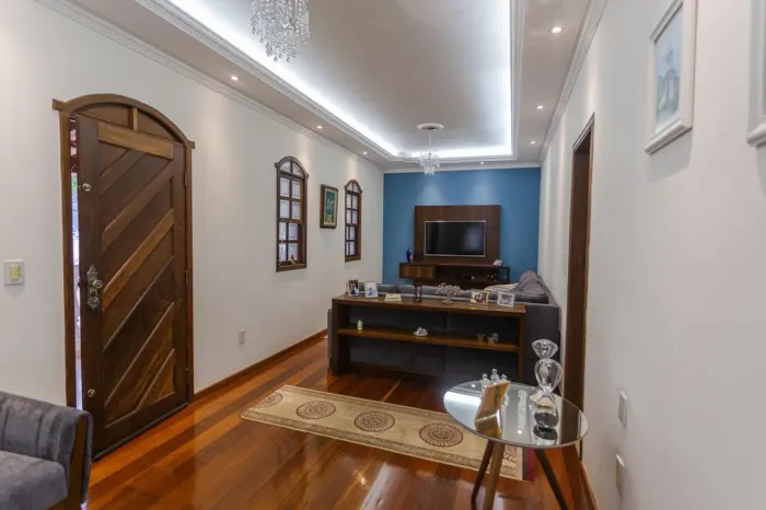 Casa à Venda - Boa Vista, 4 Quartos, 360 m2