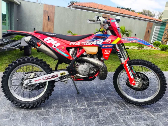 Gás gás ec250 Factory edition ano 2023 Saveiro Strada Montana crf