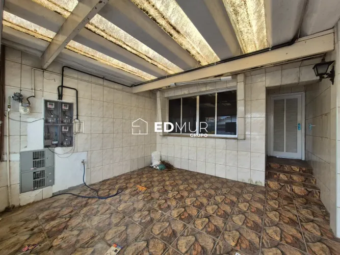 CASA para ALUGUEL com 80m² no bairro Jardim das Maravilhas com 2 quartos e 1 vagas. Santo