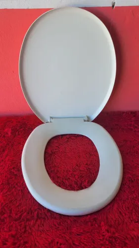 Tampa de vaso sanitário astra