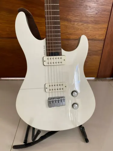 Guitarra Yamaha RGX A2 (Zerada)