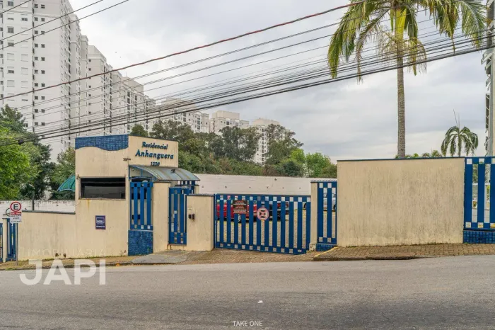 Apartamento com 2 dormitórios à venda, 65 m² por R$ 340.000,00 - Residencial Anhanguera -