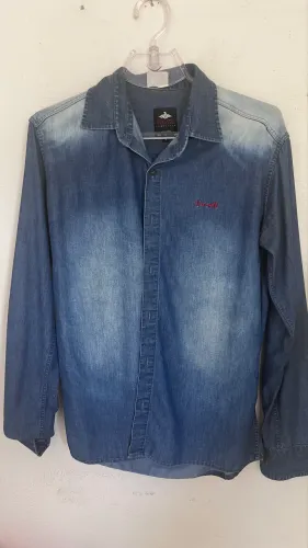 Camisa Jeans slim tamanho P