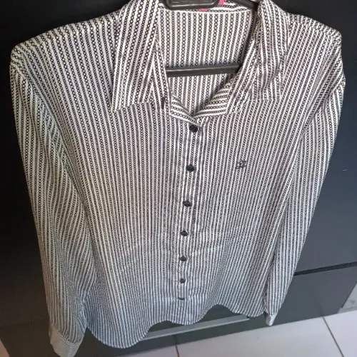 Camisa social feminina