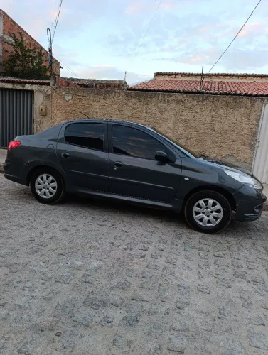 Peugeot 207 Sed. Passion XR Sport 1.4 Flex 8V 4P 2009