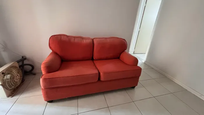 Vendo para esvaziar apartamento