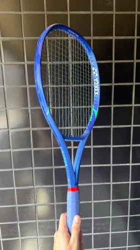 Raquete Yonex Ezone 100L L3