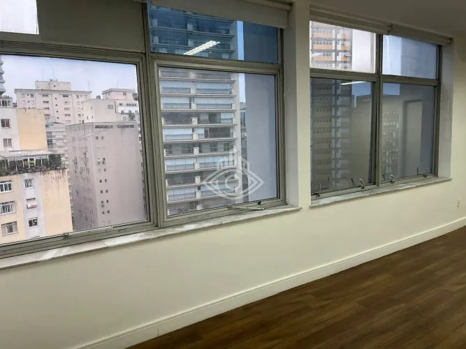 Salas comerciais à venda - 10 salas na R. São Gabriel, no Jardim Paulista