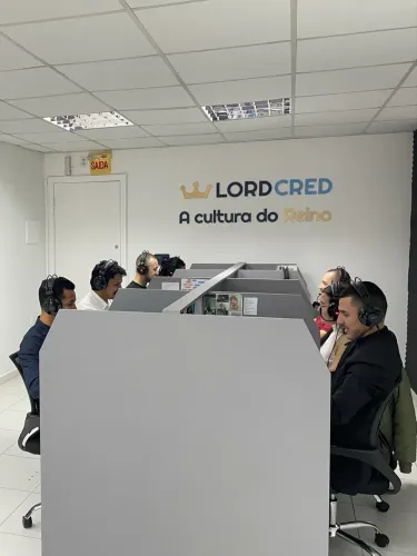 Mesa Plataforma Tipo Estação de Trabalho com 8 lugares