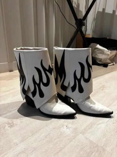 Bota country feminina