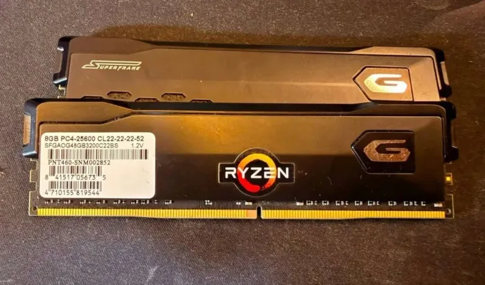 Memoria RAM 16GB DDR4, 2X8