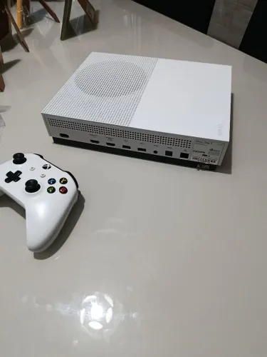 Xbox one S 1 TB