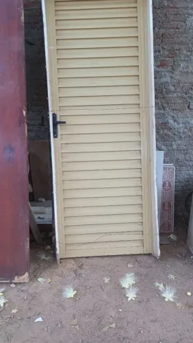 porta veneziana de 2.10×80