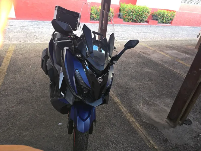 Vendo cruisym 300cc
