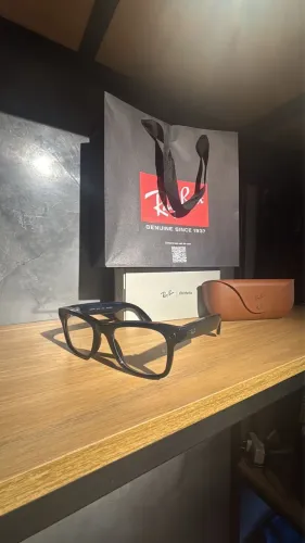 RAYBAN META NA GARANTIA ATÉ 05/2027