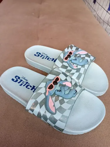 Chinelo Stitch - tamanho 32/33