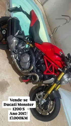 Ducati monster 1200S